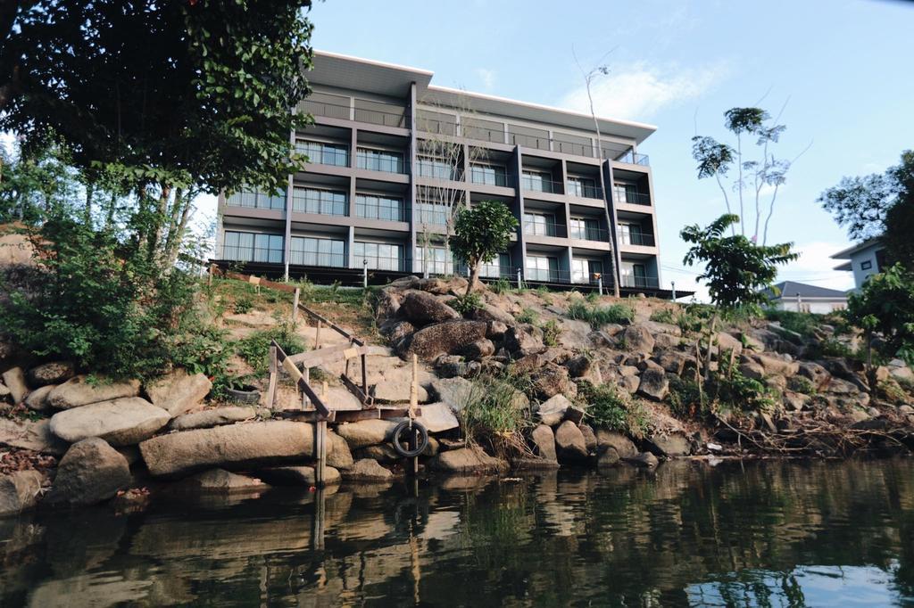 Riverawan Hotel Chanthaburi Exterior foto